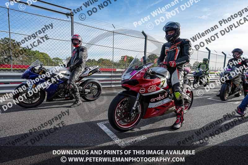 donington no limits trackday;donington park photographs;donington trackday photographs;no limits trackdays;peter wileman photography;trackday digital images;trackday photos